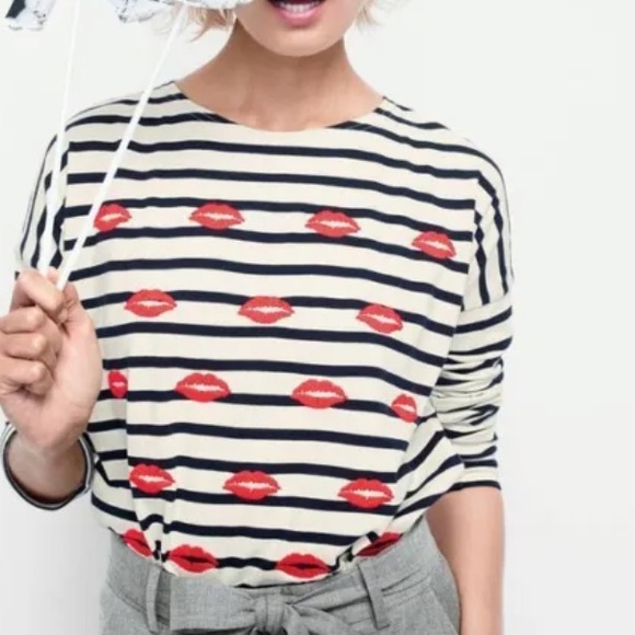 J. Crew top white Blue Striped Long Sleeve Shirt Embroidered red lips kisses M - Picture 2 of 12